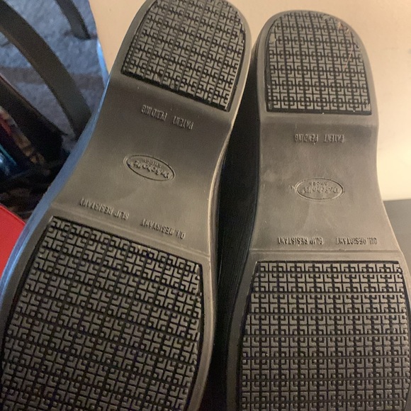 Nursing shoes - Picture 3 of 5